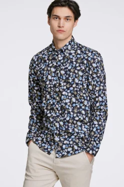 Business casual shirt