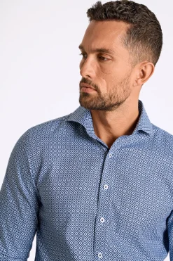 Business casual shirt