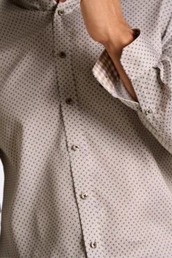 Business casual shirt