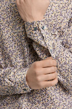 Business casual shirt