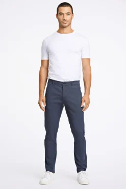 Chinos