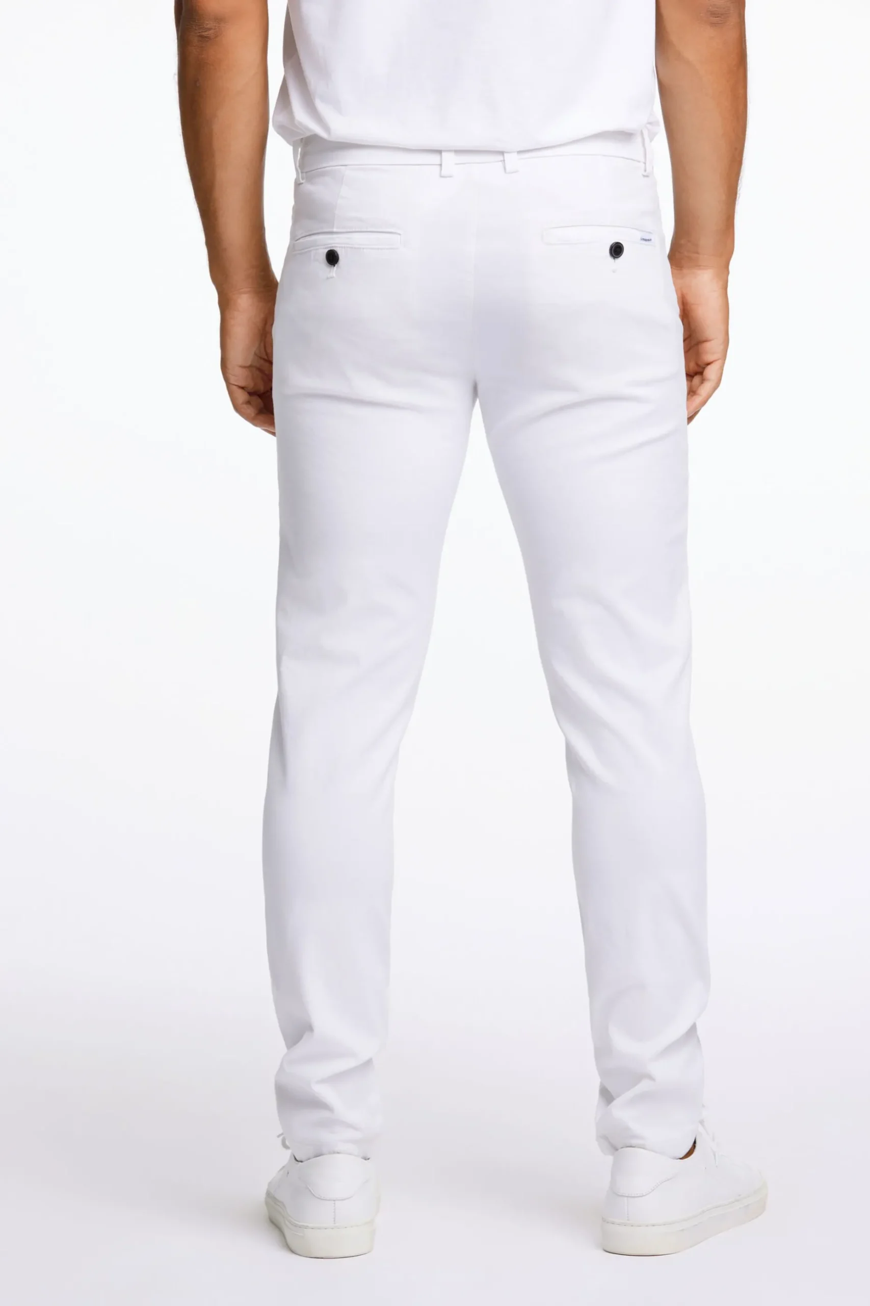 Chinos