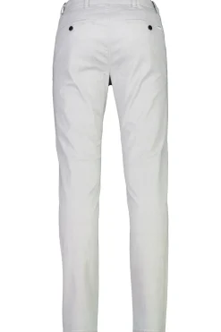 Chinos