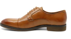 Lace-up shoes