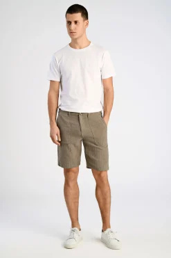 Linen shorts