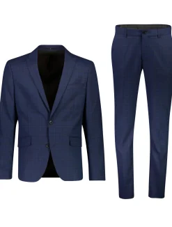 Suit