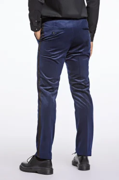 Suit