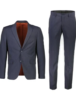 Suit