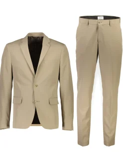 Suit