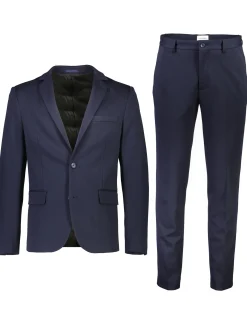 Suit