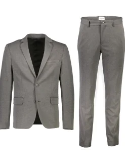 Suit