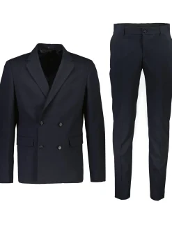 Suit