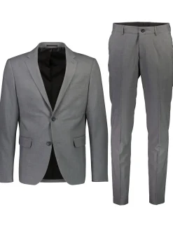Suit