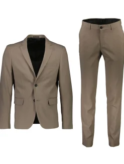 Suit