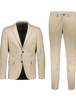 Suit