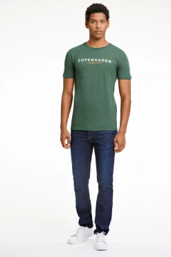 Tee