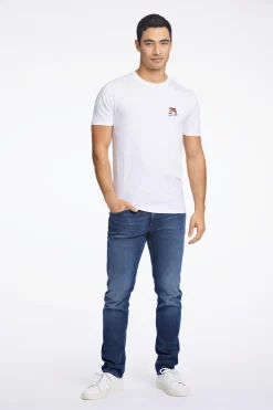 Tee