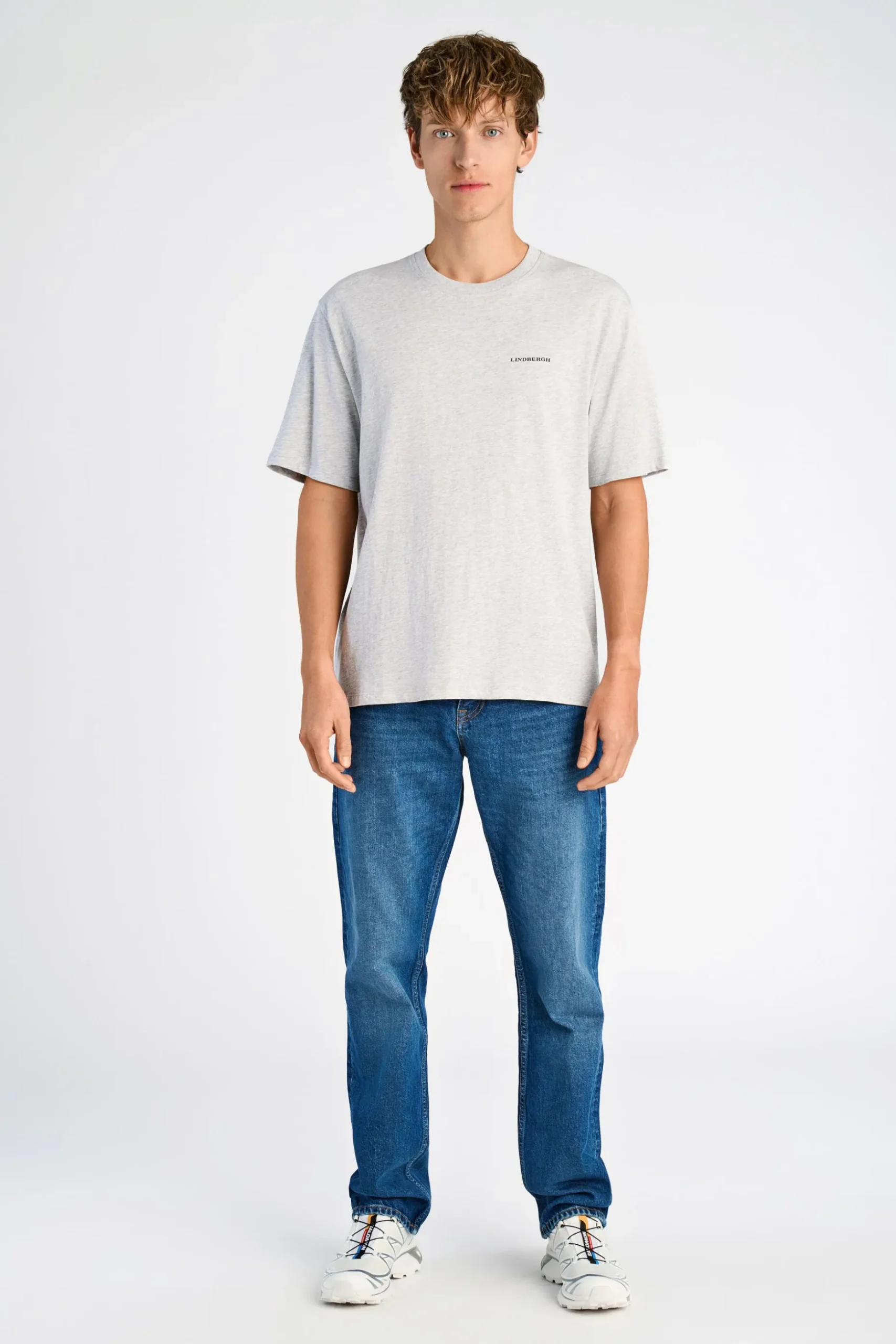 Tee