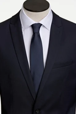 Tie