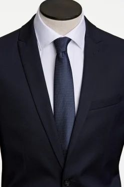 Tie