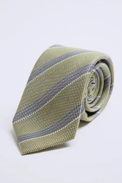 Tie