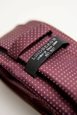 Tie
